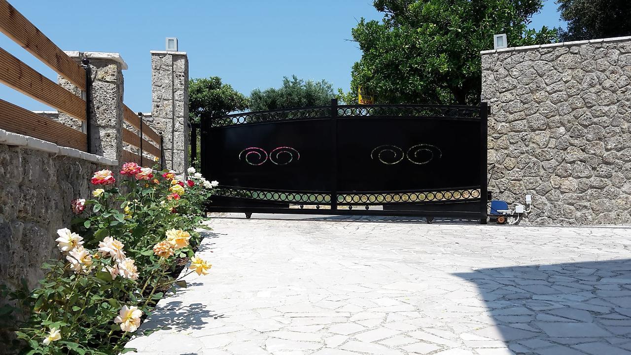 Achillion Luxury Corfu Villa & Suites เปรามา ภายนอก รูปภาพ
