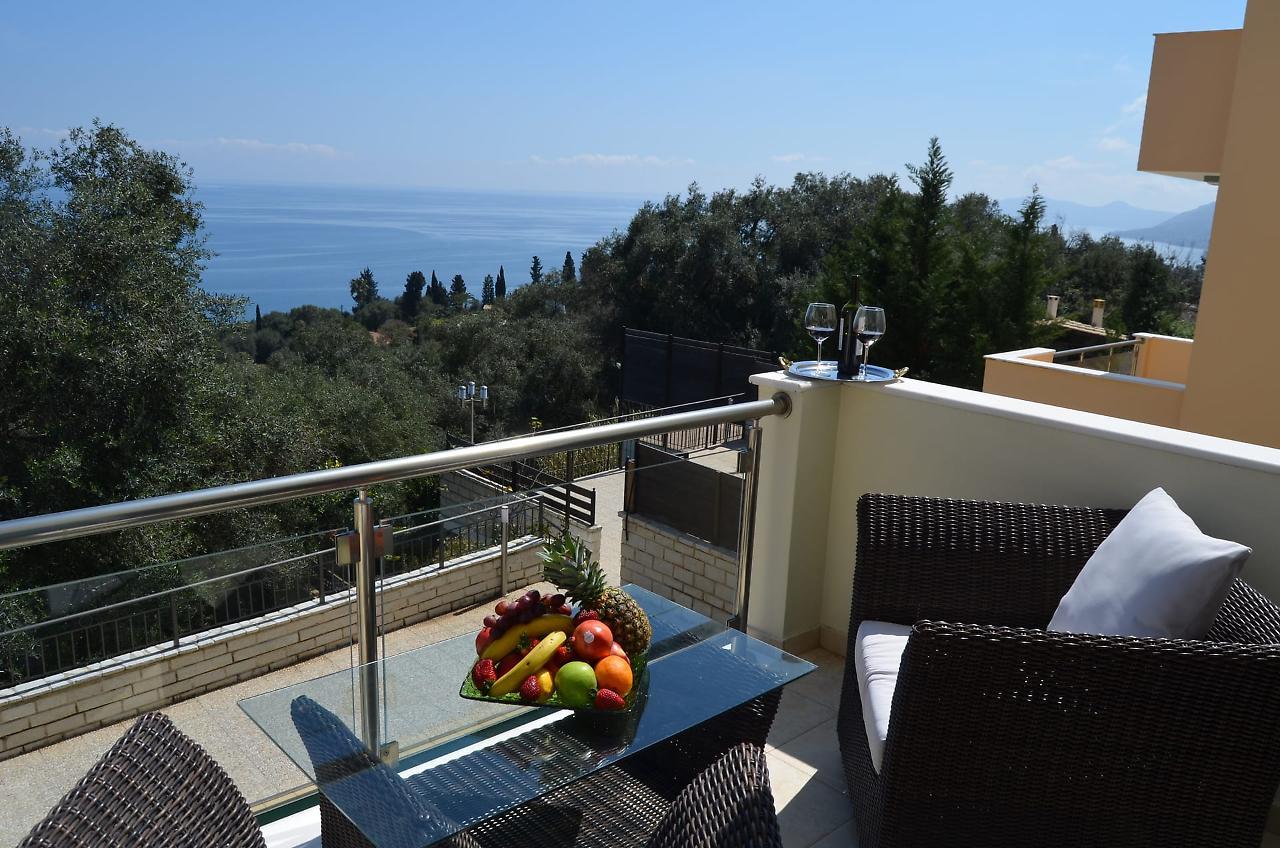Achillion Luxury Corfu Villa & Suites เปรามา ภายนอก รูปภาพ