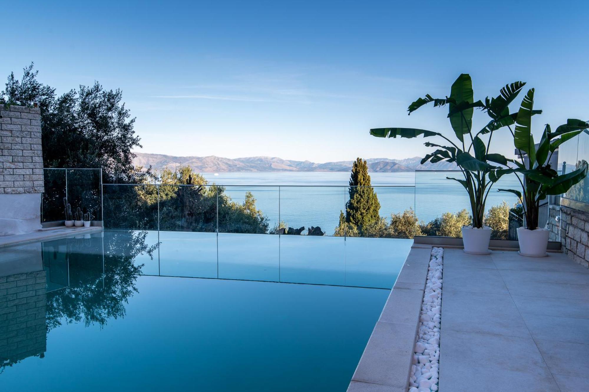 Achillion Luxury Corfu Villa & Suites เปรามา ภายนอก รูปภาพ